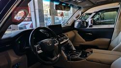 تۆیۆتا لاند کروزەر